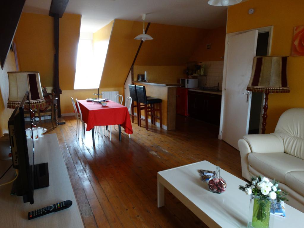 La Bagatelle Apartment Pontorson Ruang foto