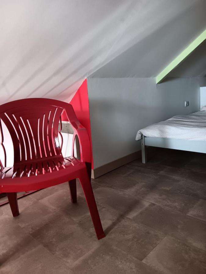 La Bagatelle Apartment Pontorson Bagian luar foto