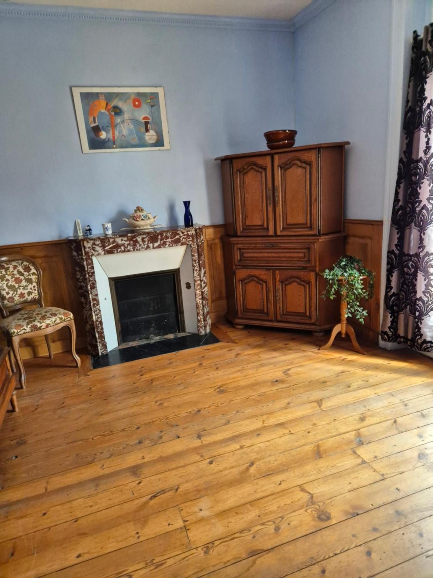 La Bagatelle Apartment Pontorson Bagian luar foto