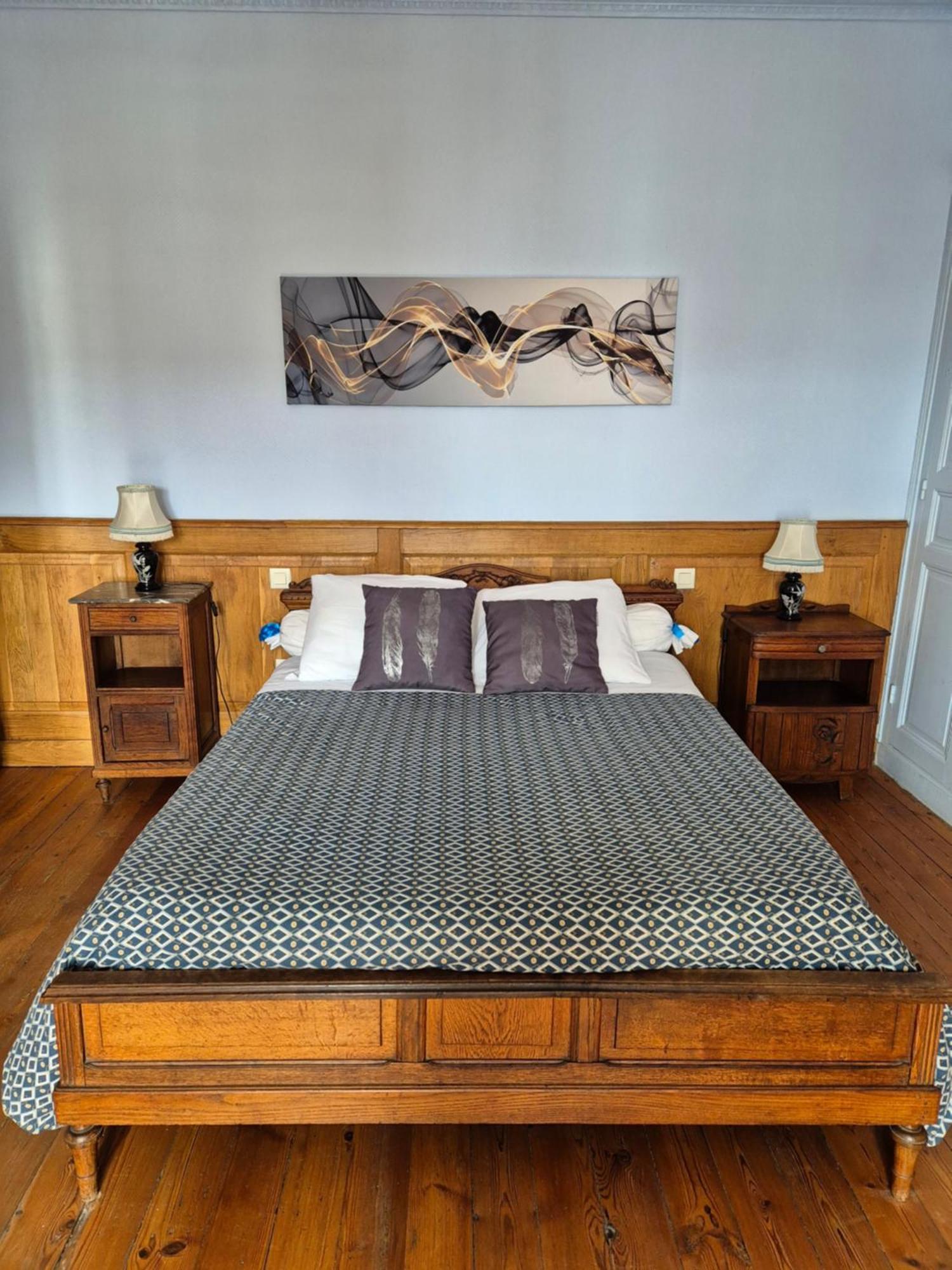 La Bagatelle Apartment Pontorson Bagian luar foto